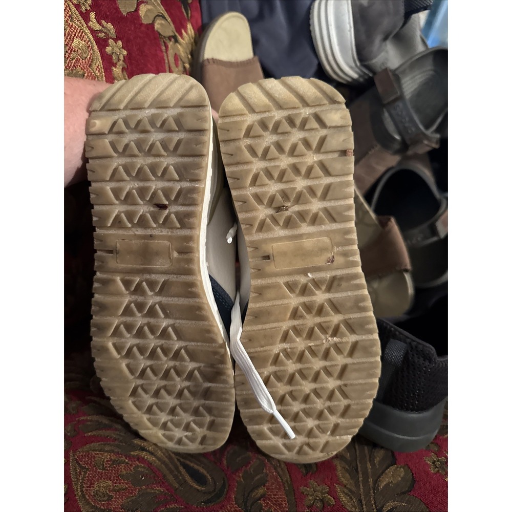 Fabletics Athletic Sneakers Women's Size 8 Green And White - Picture 6 of 7